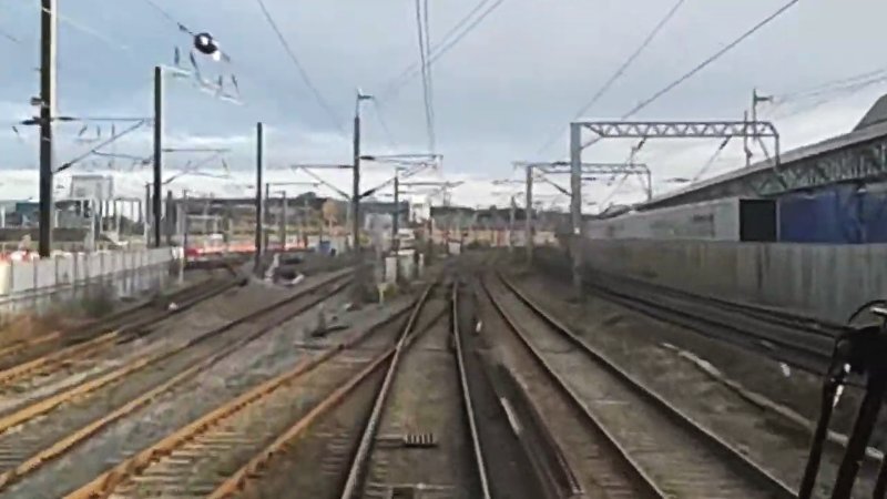 Screencap of video depicting cab ride from Ealing to Paddington December 2019.
