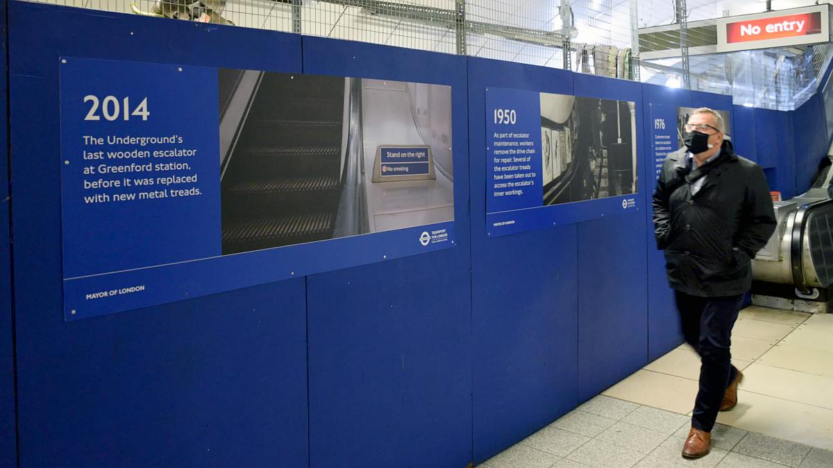 Oxford Circus escalator pics