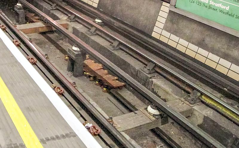 Rare mixed track at Baker Street
